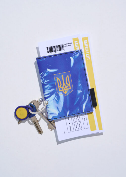 Обкладинка на закордонний паспорт