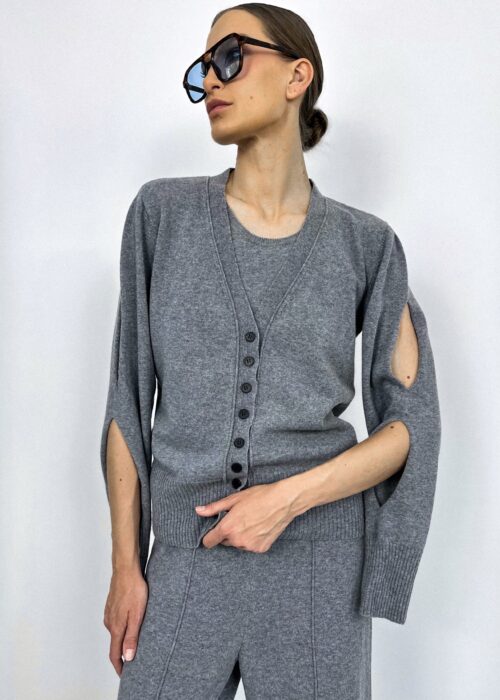 Cardigan grey